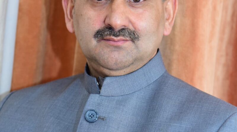 kangra-cabinet-two-projects-sh