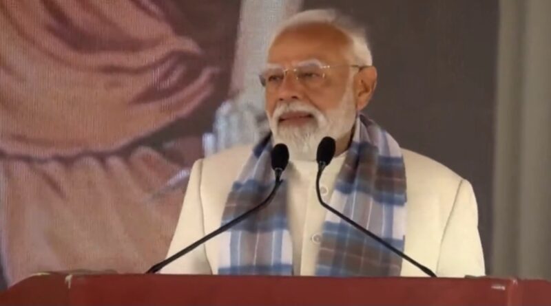 pm-flags-off-vande-bharat-slee