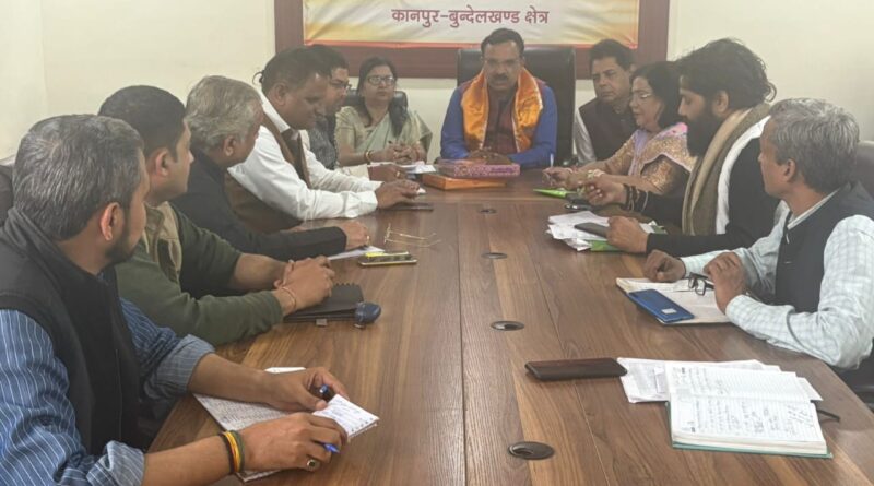 more-youth-participation-essential-to-strengthen-d