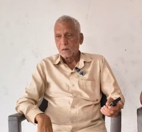 ballia-retired-teacher-blind-h