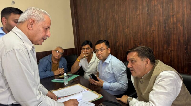 nager-nigem-bajat-manthan