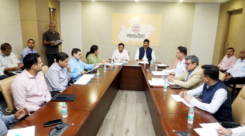 cabinet-committee-reviewed-supply-petroleum-produc