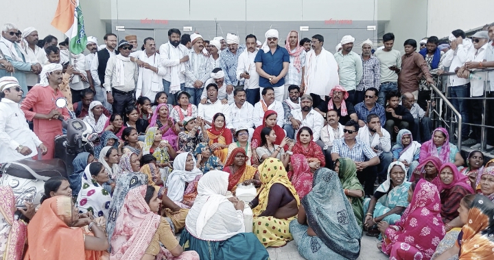 congress-protest-water-crisis