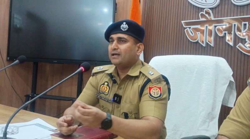 up-crime-three-accused-arreste