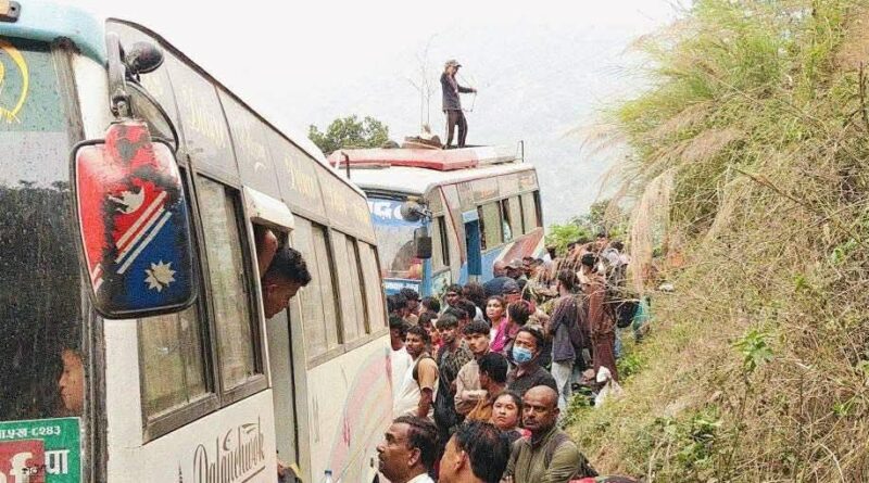 nepal-bp-highway-ind-tourist