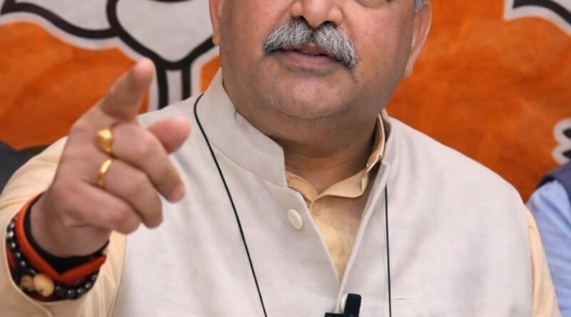 bjp-seeks-compensation-farmers