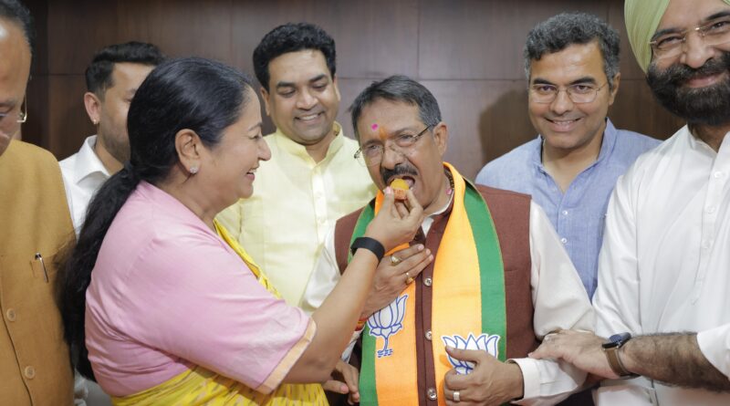 cm-congratulations-harsh-malhotra