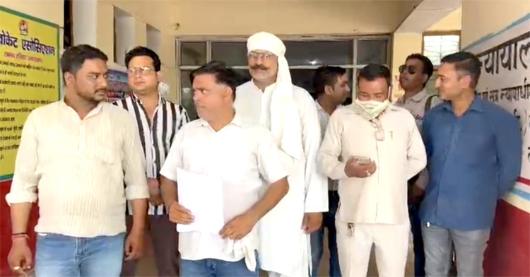 uk-bku-office-bearers-protest-