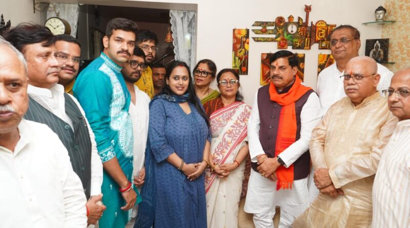 cm-com-satna-and-grief-faimli-