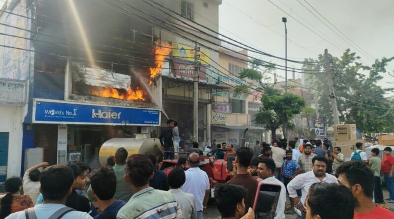 massive-fire-at-electronics-sh