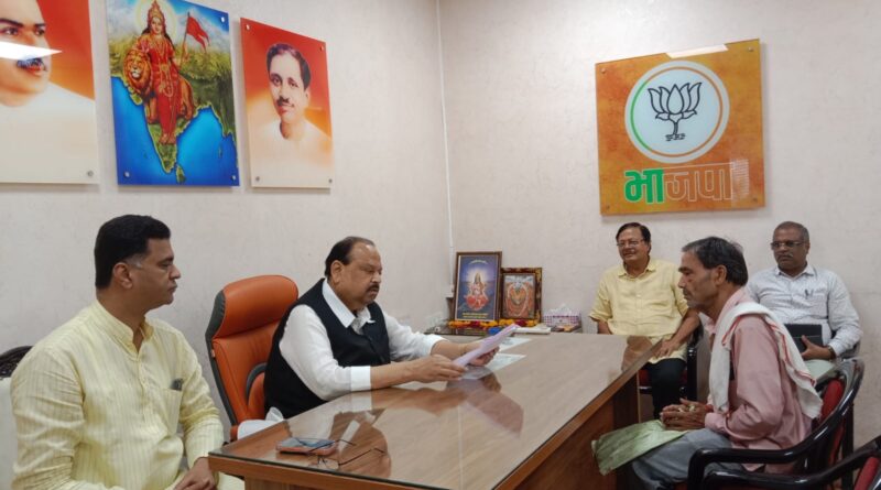 bjp-state-office-chaitanya-kashyap-public-grievanc