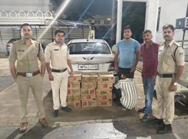 narmadapuram-english-liquor-seized-
