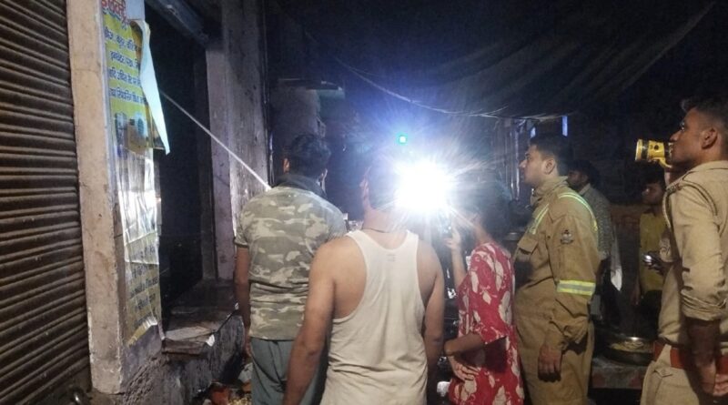 hathras-sweet-shop-caught-fire