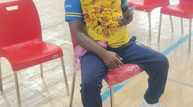 up-mirzapur-shines-cricket