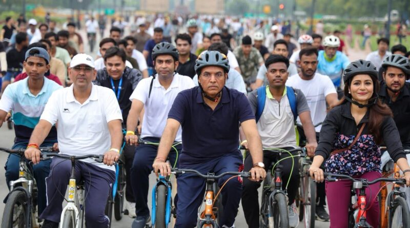 sports-fit-india-sundays-on-cycle-drmandaviya