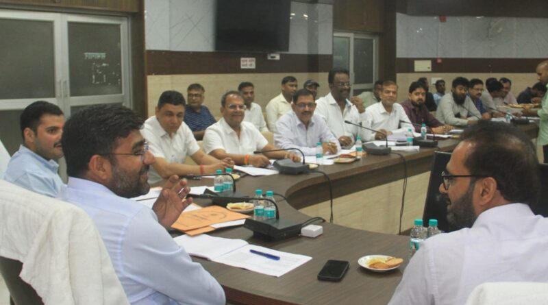 meeting-district-udyog-bandhu-committee