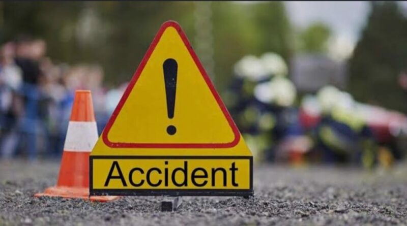 accident-truck-car-3death