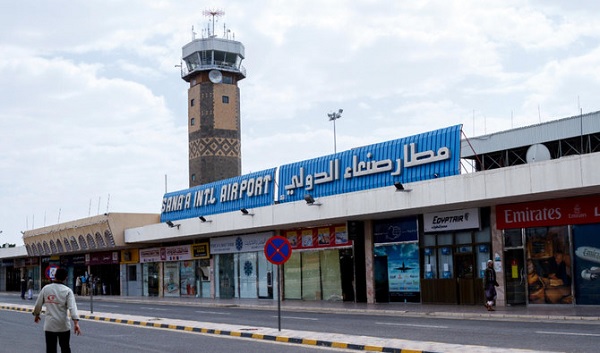 yemen-sanaa-airport-runway-attacked-iran-houthi-re