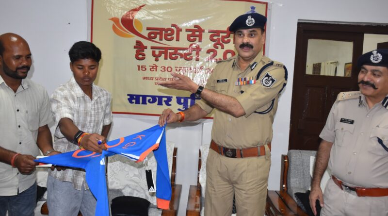 kranti-gond-honored-by-ig-saga
