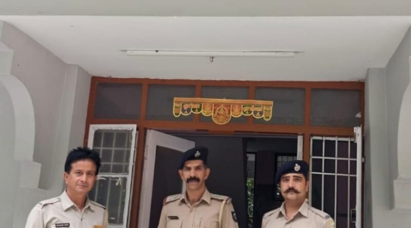 e-crime-three-arrest-kullu-pol
