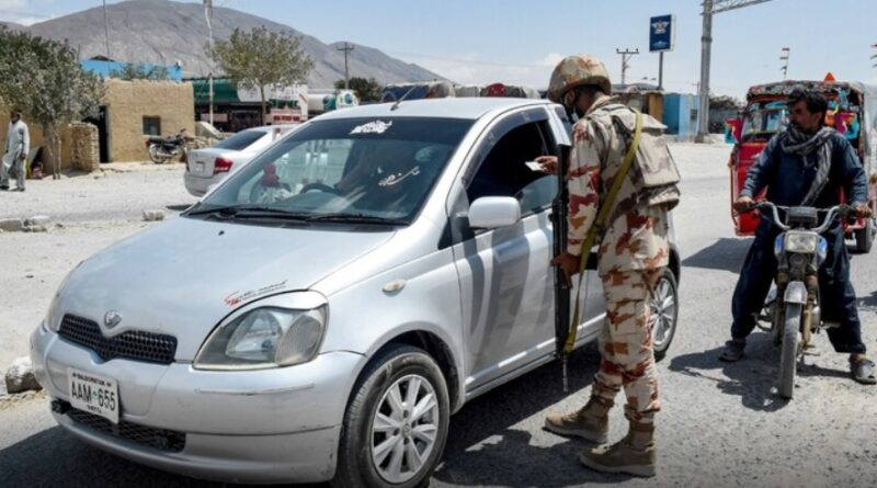 balochistan-explosion-curfew