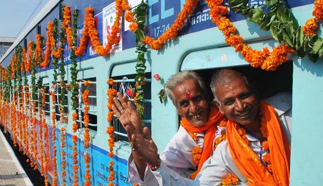 mp-cm-pilgrimage-scheme-196-pilgrims-balaghat-depa
