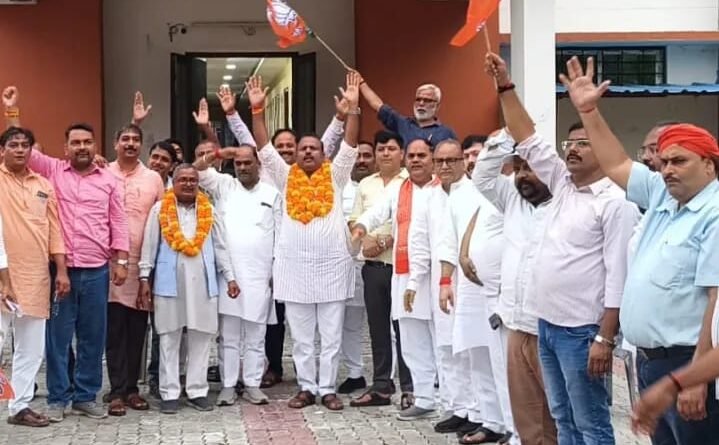 up-bjp-amar-pal-maurya-obc