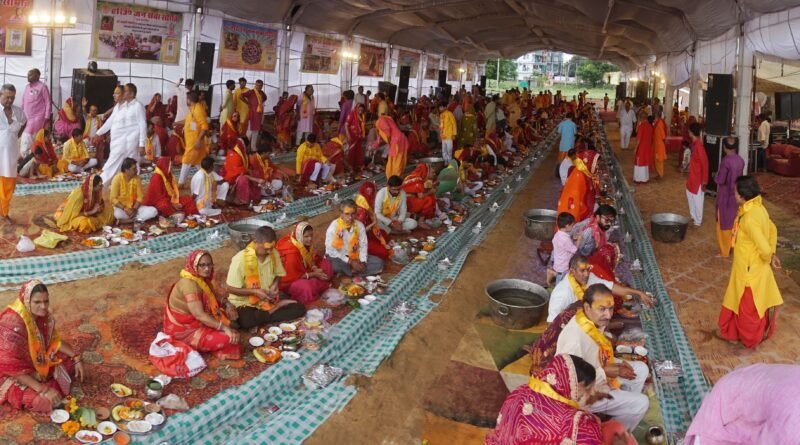 151-couples-performed-the-parthiv-shivling-maharud