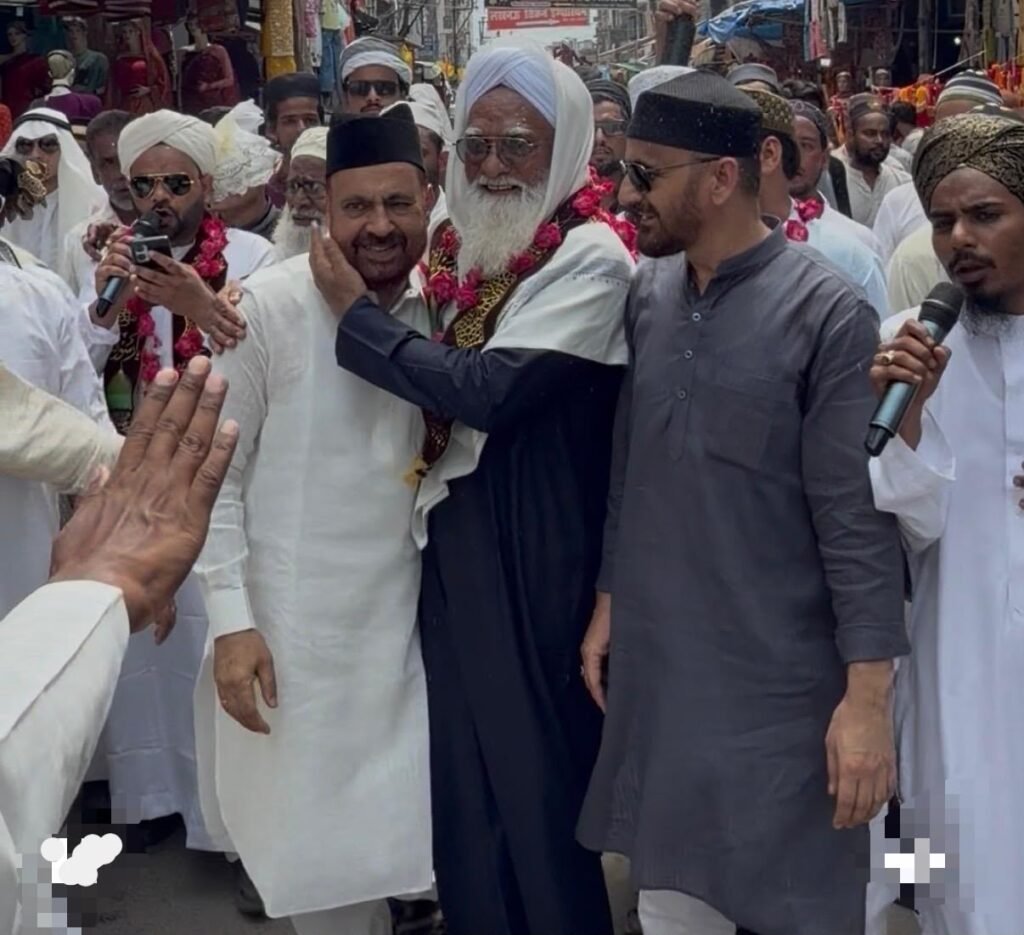 adab-aetram-kesath-nikla-jal
