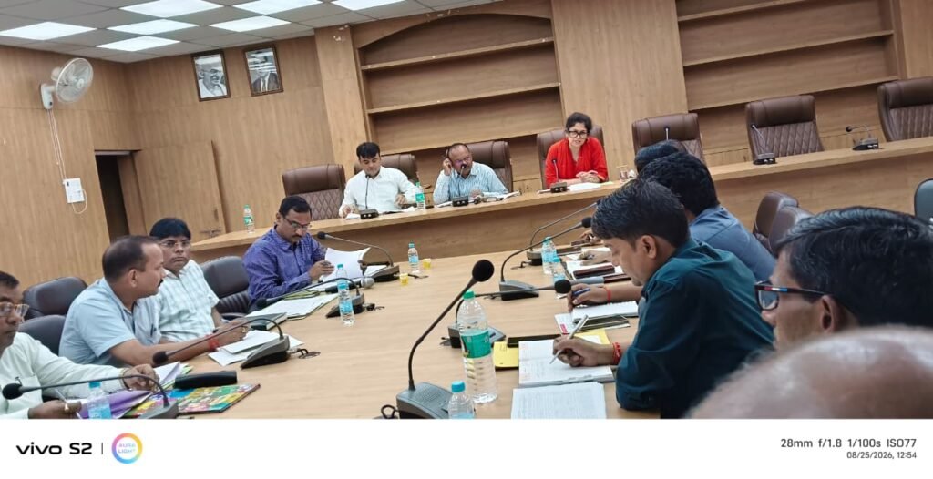 mahoba-dm-gazal-bhardwaj-actio
