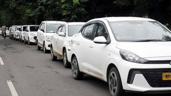 passengers-inconvenienced-by-taxi-strike-in-bhopal