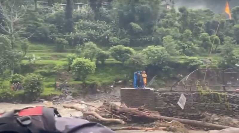 nepal-pokhara-flood-bridge-tem