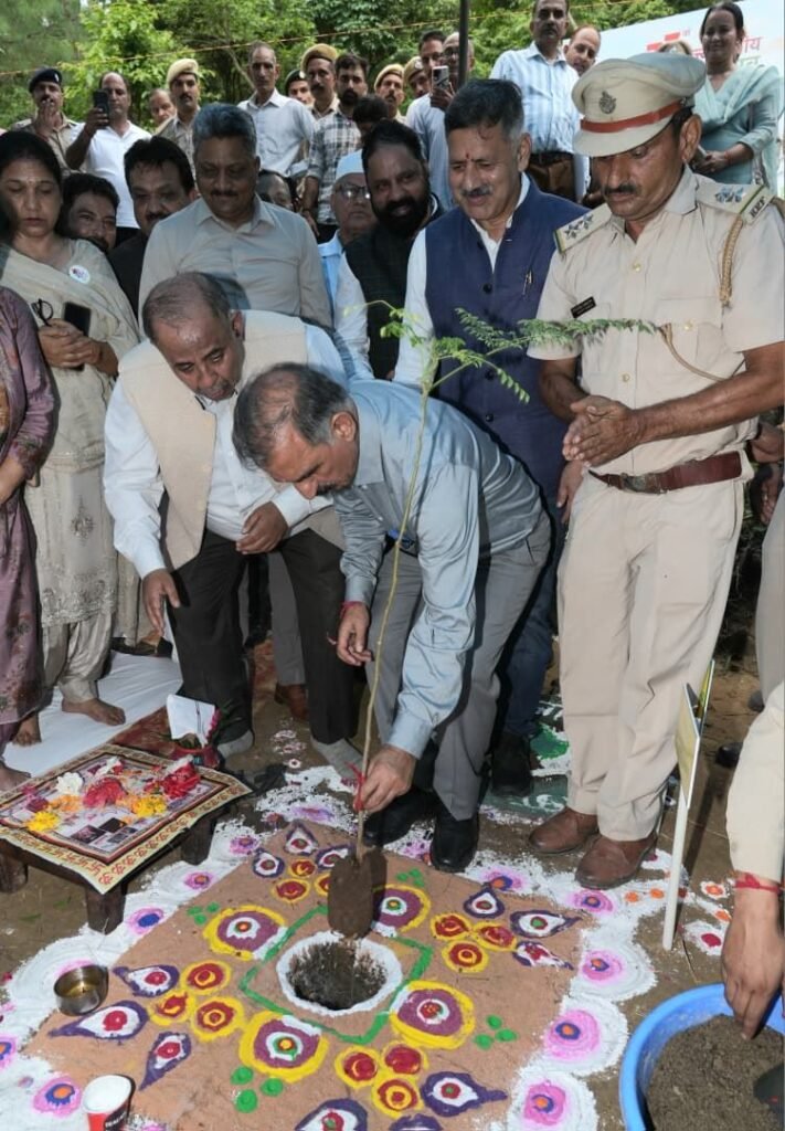 hp-van-mahtsav-bilaspur-
