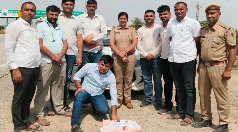 smuggler-arrested-with-drugs
