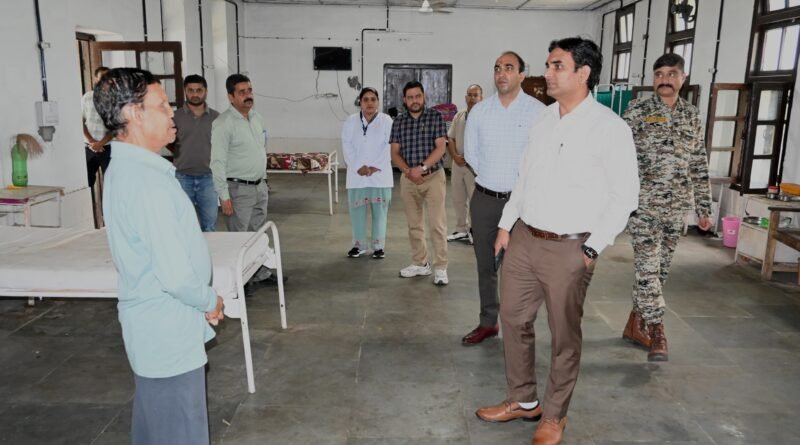 kangra-dc-inspected-hospital