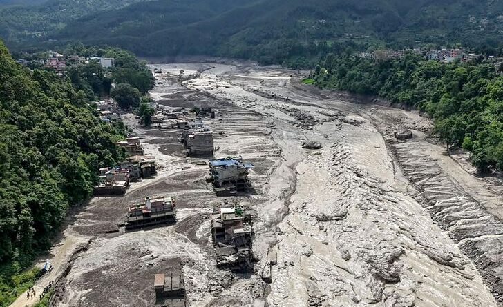 nepal-flood-tourism-sector-hot