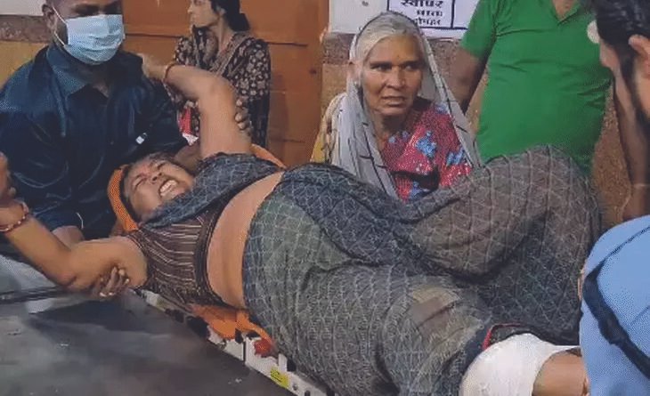 car-runs-over-pilgrims-7-inju