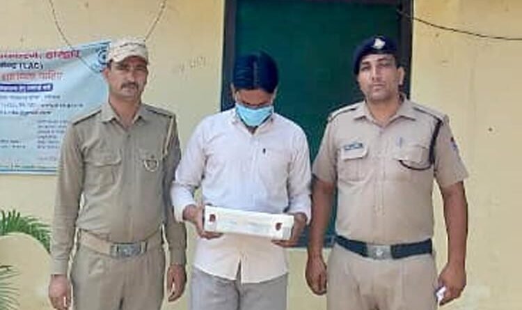 uk-smugglers-arrested-nar