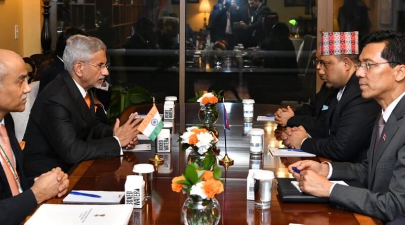 nepal-india-fm-unga-sideline