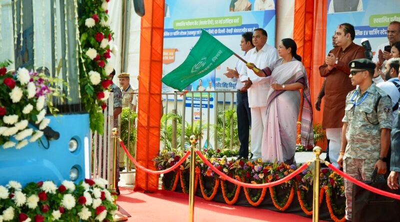 cm-inaugurates-ats-50-ev-buses