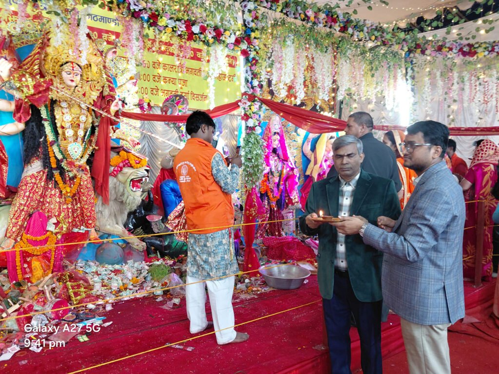 nepal-bangladesh-ambassador-durga-puja-aarti-cultu