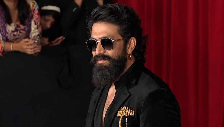 yash-speaks-touchingly-about-life-los-angeles