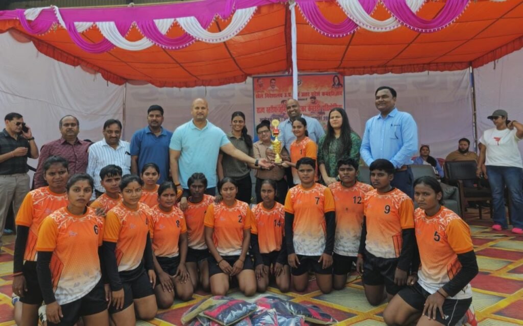 agra-hostel-champion-in-kabadi