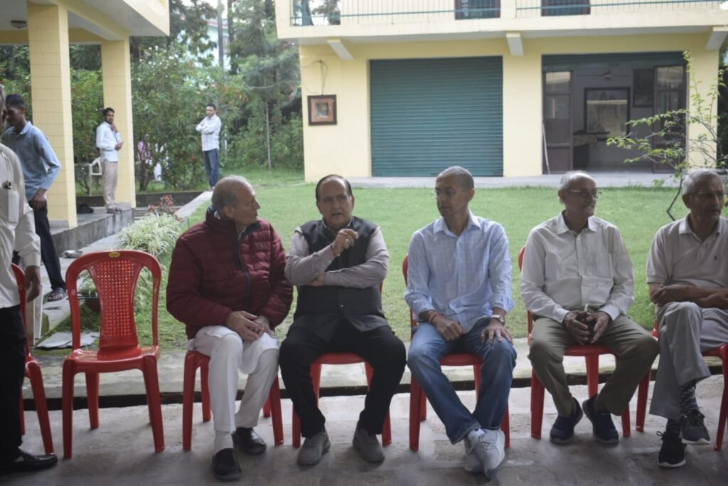 kangra-speaker-vs-meet-family-