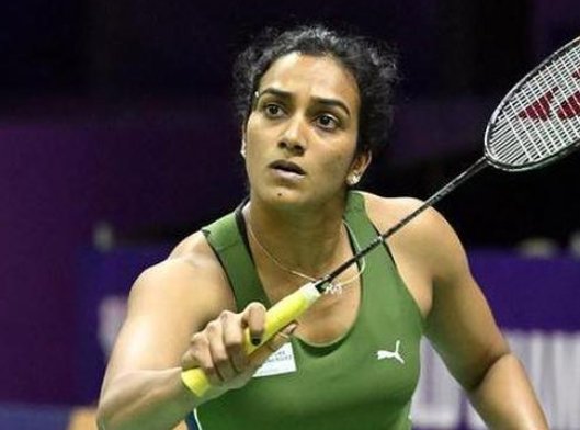sports-badminton-sindhu-anmol-hyloopen
