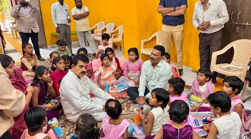 mp-standing-children-marginalized-sections-society